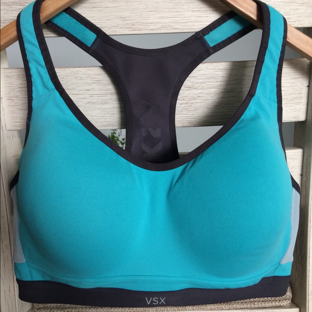 Victoria's Secret VSX 38D Sports Bra